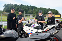 D72_3692_thumb.png