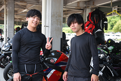 D72_9307_thumb.png