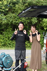 D72_9877_thumb.png
