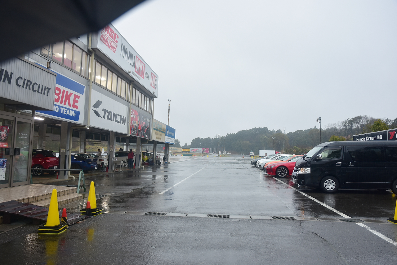 D72_7947.JPG